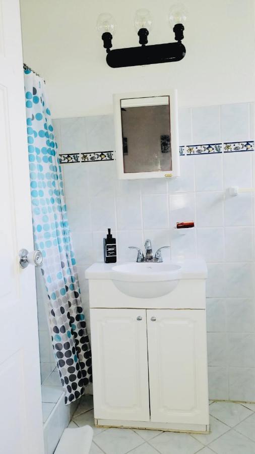 Sugalove Villa 30 Flamboyant Ave Saint James Dış mekan fotoğraf